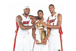 九游(jiuyou)官方网站-中国足球国家队中场组织能力持续提升，中国足球中场现役人员